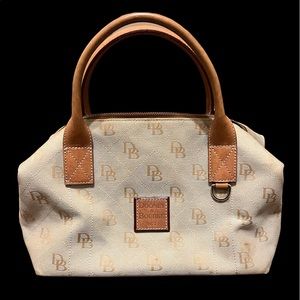 Dooney & Bourke Bag